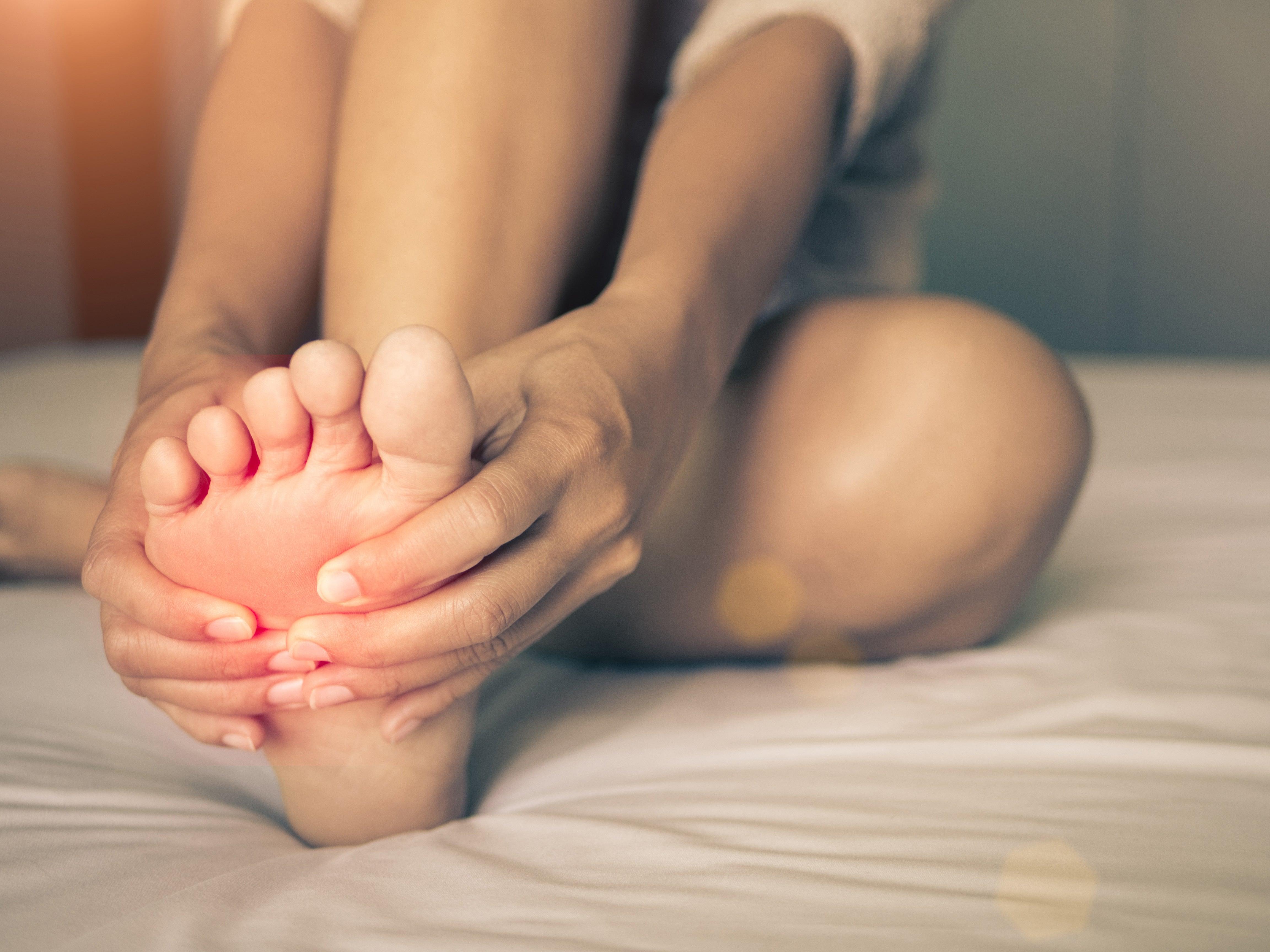 How To Heal Plantar Fasciitis - Revere Shoes
